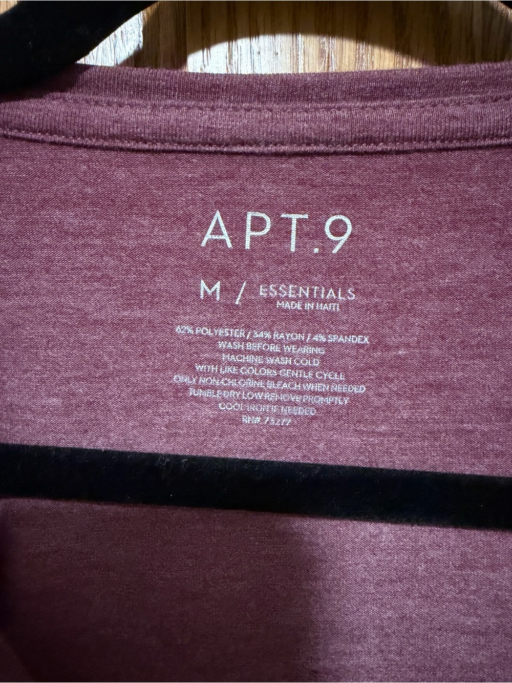 Tee Shirt Apt 9 - Picture 3 of 3